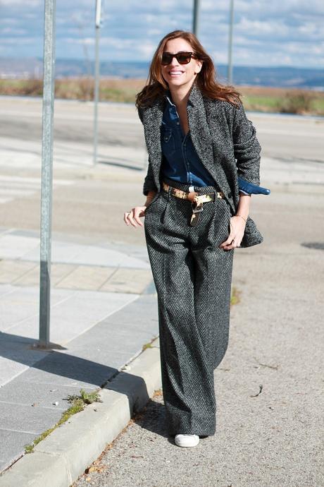 high waisted pants and sneakers