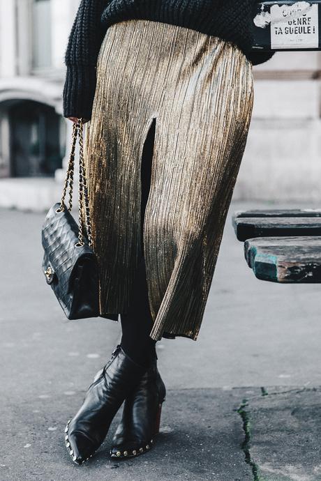 Metallic_Dress-Gold_Skirt-Pleated-Celine_Boots-Outfit-Paris-PFW-Street_Style-15