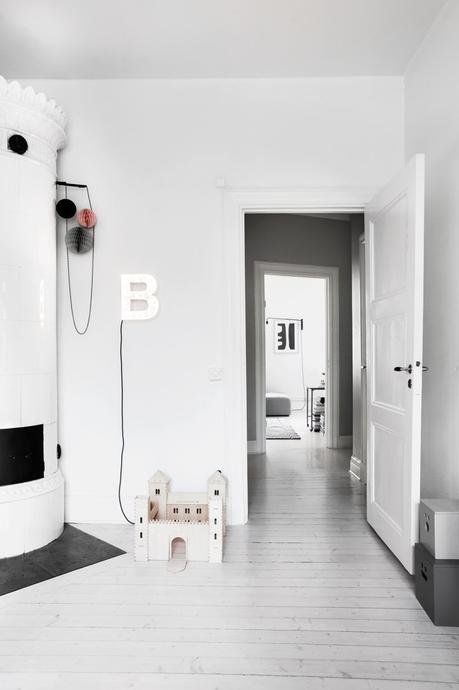 fondo armario decoración estilo nórdico escandinavo Estilo nórdico en blanco y negro decoración interiores decoración infantil blanco negro decoración habitaciones infantiles decoración en blanco blog decoración nórdica 