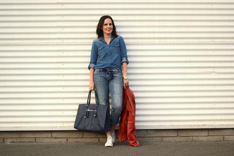 denim-on-denim-bandana-converse-street-style