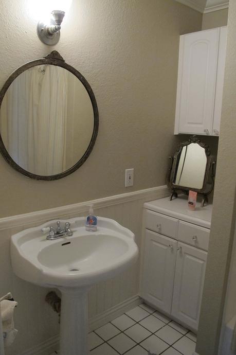 ANTES Y DESPUÉS DE DOS BAÑOS PEQUEÑOS QUE DAN UN CAMBIO RADICAL