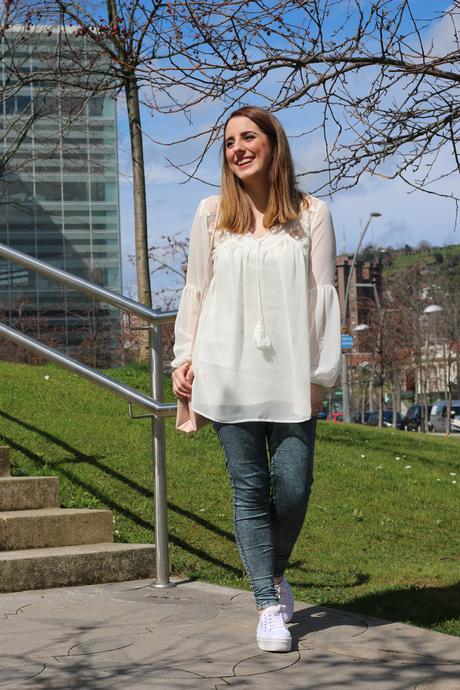 Outfit con aire boho para primavera