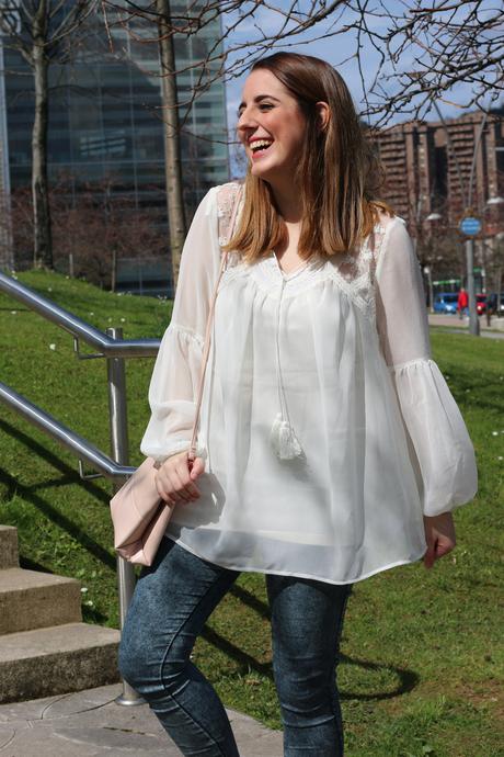 Outfit con aire boho para primavera