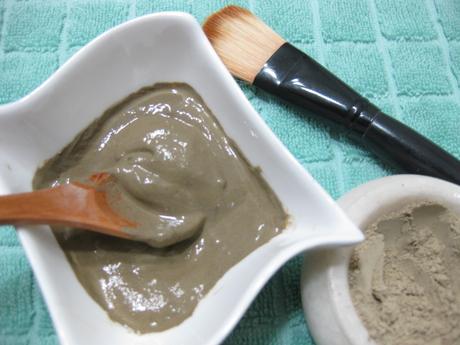 Lodo natural para el cuidado del cabello
