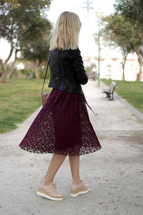 LACE SKIRT & PLATFORMS