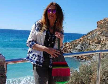 kIMONO + pELUCHIN + mULTICOLOR #nOUNIFORMES kIMONO + pELUCHIN + mULTICOLOR #nOUNIFORMES