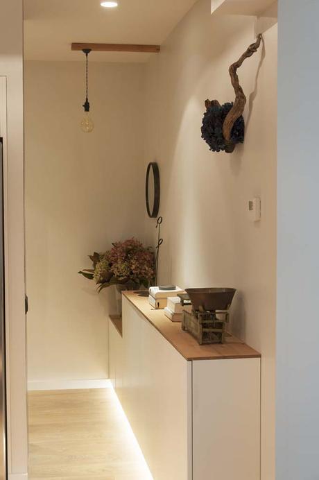 Reformas Barcelona estilo nórdico escandinavo estilo nórdico barcelona Encimera de piedra gris encimera cocina madera cocinas nórdicas modernas cocina con isla blog decoración nórdica 