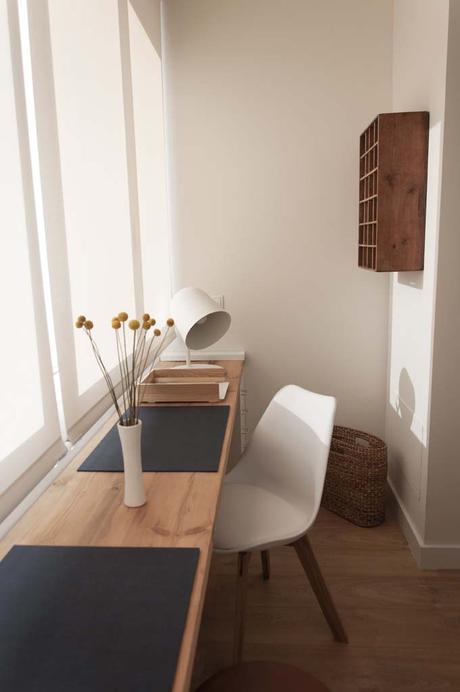 Reformas Barcelona estilo nórdico escandinavo estilo nórdico barcelona Encimera de piedra gris encimera cocina madera cocinas nórdicas modernas cocina con isla blog decoración nórdica 