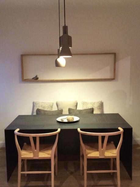 Reformas Barcelona estilo nórdico escandinavo estilo nórdico barcelona Encimera de piedra gris encimera cocina madera cocinas nórdicas modernas cocina con isla blog decoración nórdica 