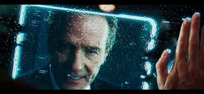 Cohaagen es un hombre muy... majo.