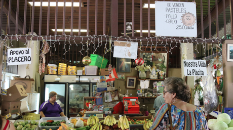 Mercado de la Plaza en Santurce, San Juan, Puerto Rico