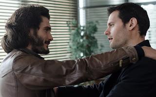 El necesita mejorar de Bajo Sospecha