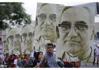 ES LINDO VER A MONSEÑOR ROMERO COMO UN MÁRTIR DESPUÉS DE SU MUERTE -DICE EL PAPA EN SU DÍA