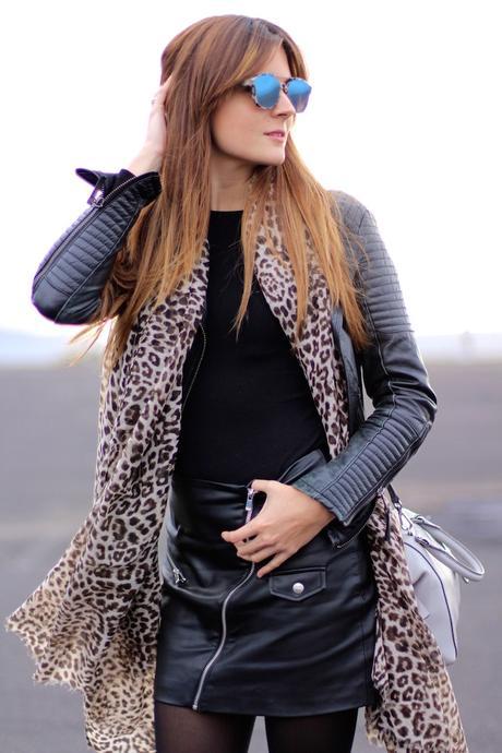 Black Weekend Black Weekend