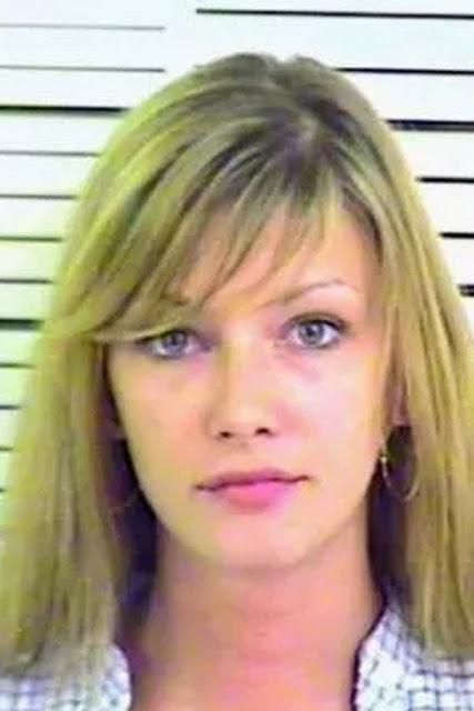 Las 12 criminales mas hermosas del mundo. La #5 se comió el P3N3 de su novio