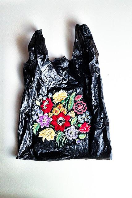 2450.- Bordar en primavera.