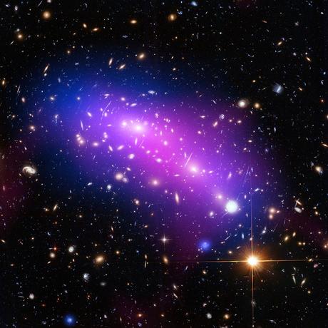 Los cúmulos de galaxias de MACS J0416