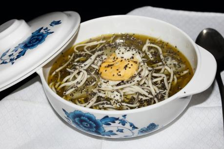 SOPA DE GULAS CON SEMILLAS DE CHIA & WOK DE PESCADO ALIÑADO CON VINAGRE
DE ARROZ