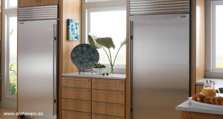 El refrigerador empotrado. El refrigerador empotrado.