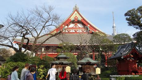 Tokio; Asakusa y Ginza de noche