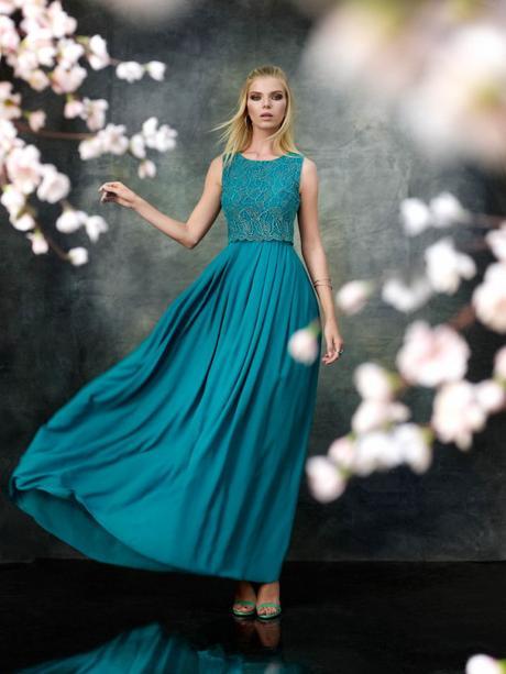 Invitadas en verde Carla Ruiz