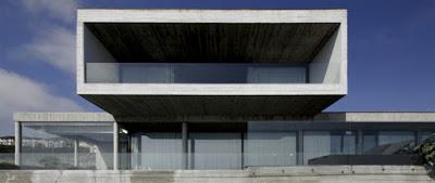 Casa Minimalista en Hormigon Armado en Cachagua