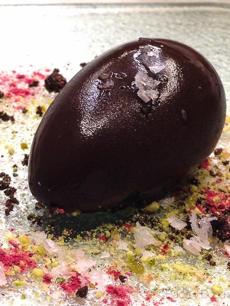 MOUSSE DE CHOCOLATE CON SAL MALDON DE VIOLETA Mario Sandoval bacoyboca