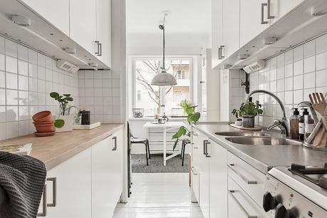 La distribución de un hogar es cuestión de prioridades interiores espacios pequeños estilo nórdico escandinavo decoración mini pisos decoración femenina decoración estudio cocina nordica pequeña blog decoración nórdica 