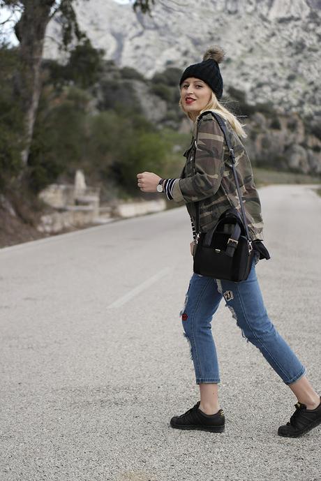 CAMOUFLAGE CAMOUFLAGE