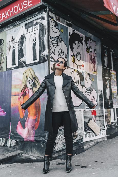 A Day With Vestiaire Collective II Vestiaire_Collective-Louis_Vuitton_Leather_Coat-Black_and_White-Chanel_Vintage-Celine_Boots-Street_Style-Outfit-PFW-32