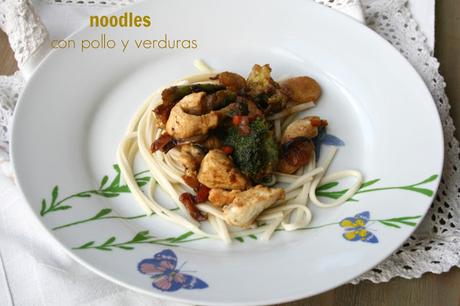 Noodles, fideos udon