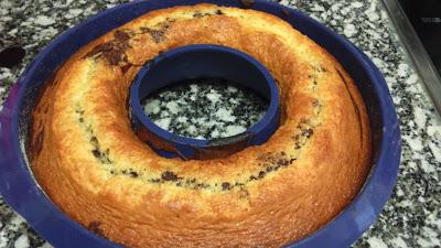 Bizcocho de yogur griego y chocolate