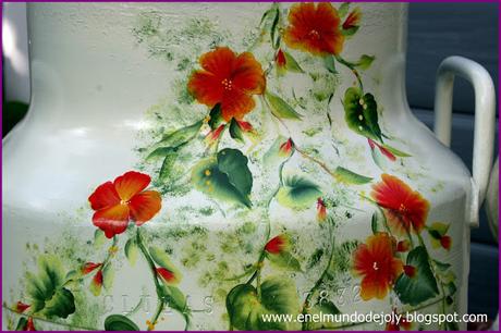 LECHERA DECORADA...VIAJANDO HACIA HUESCA!!!