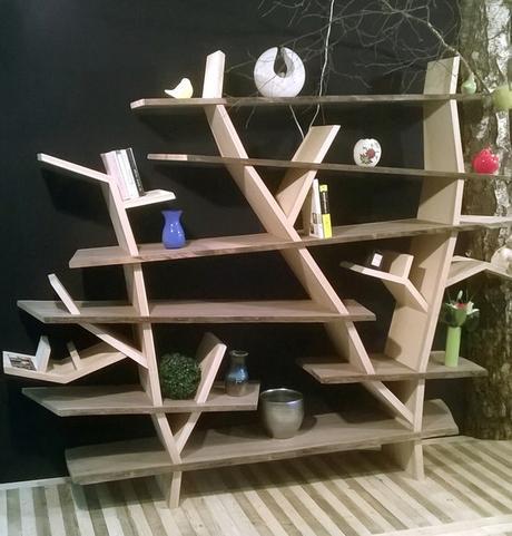 Librería con forma de árbol