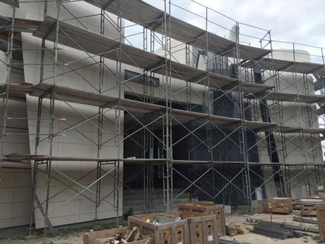 NUEVAS IMÁGENES DE OBRA DE LA VIVIENDA DISEÑADA POR A-CERO EN EEUU