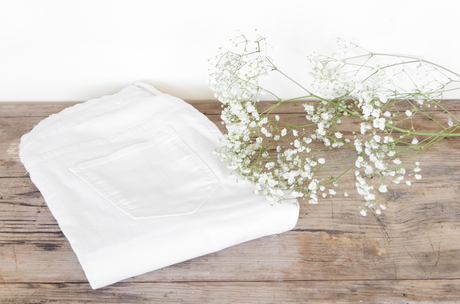 combinar-pantalón-blanco 9 formas de combinar un pantalón blanco