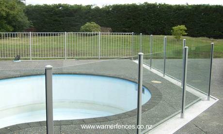 Cercos para piscinas exteriores.