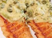 Solomillos salmón salsa mostaza alcaparras