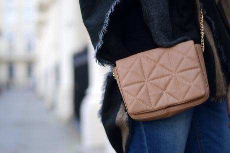 black-boots-10 bag-details-outfit