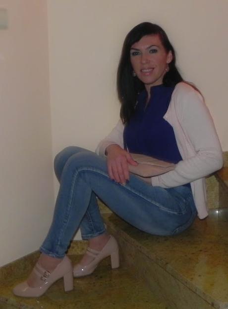 Azul Eternity (look, manicura y outfit)