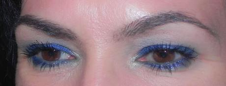 Azul Eternity (look, manicura y outfit)