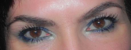 Azul Eternity (look, manicura y outfit)