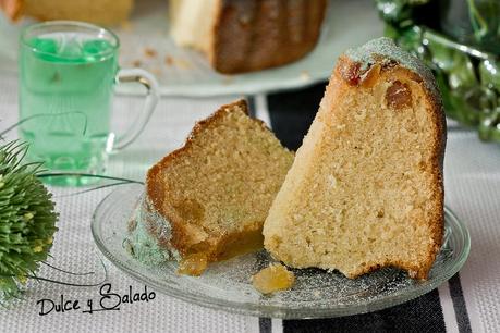 Bizcocho de Moscatel con Piña y Papaya