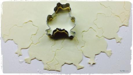 Ranitas de hojaldre rellenas de crema de mantequilla. Elabración 1