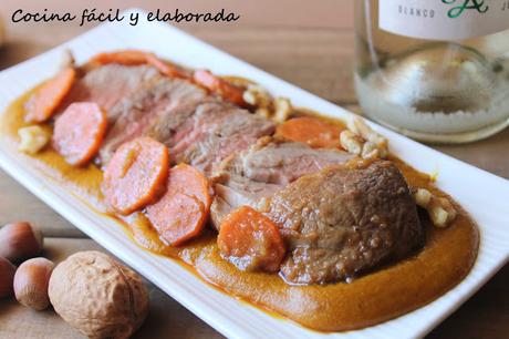 SOLOMILLO IBERICO CON SALSA DE VINO,PASAS Y OREJONES