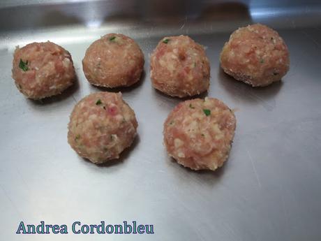 ALBÓNDIGAS DE POLLO EN SALSA