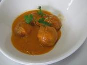 Albóndigas pollo salsa