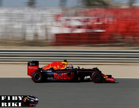 Una de cal y otra de arena para los pilotos de Red Bull en Bahrein