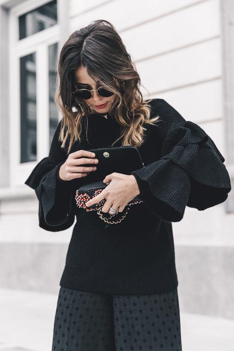 Ruffled_Sleeves_Jumper-Black_Culottes-Dune_Sandals-Beaded_Bag-Outfit-Collage_Vintage-Street_Style-37