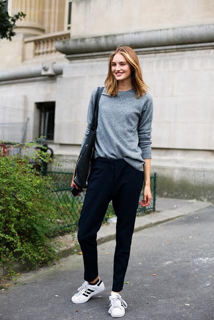 STREET STYLE INSPIRATION; SNEAKERS.-